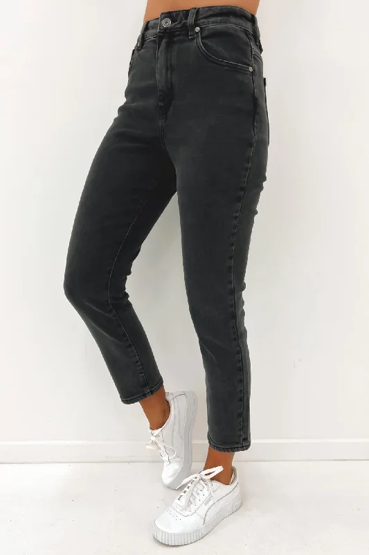 Monica Mom Jean Washed Black