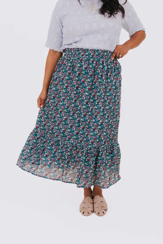 PLUS SIZE - Safest Place Skirt